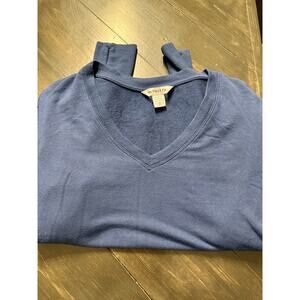 Athleta Women Small V-neck